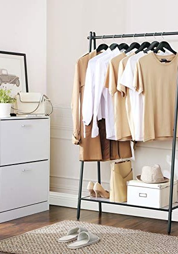 SONGMICS Kldhngare med stlkonstruktion, Kldhngare med hngstng, bottenhylla, enkel look, fr sovrum entr vind kllare, 92,5 x 33,5 x 153 cm, matt svart HSR23BK