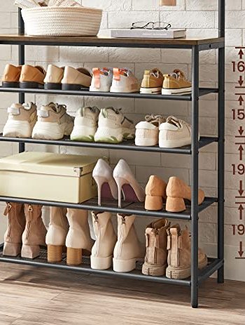 VASAGLE klädhängare, hall i trä med skoförvaring, 5-facks skohylla i olika höjder, 5 dubbelkrokar, översta hyllan, hall, sovrum lägenhet, industriell, rustik brun och svart HSR408B01