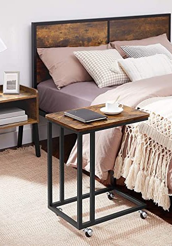 VASAGLE Beistelltisch mit Rollen – rustikale braune Spanplatte und schwarzer Stahl (50 x 35)