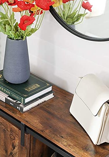 VASAGLE Sideboard, mit 1 Schiebetür und 2 verstellbaren Einlegeböden – rustikale braune Spanplatte und schwarzer Stahl