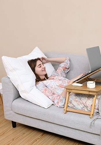 SONGMICS Laptop nattbord, sammenleggbart, hydejusterbart, 5 vippevinkler, luftehull, skuff - bambus