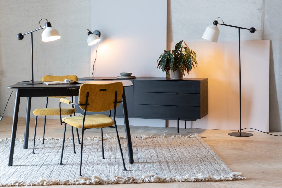 ZUIVER Skala skrivebordslampe - hvitt og sort jern