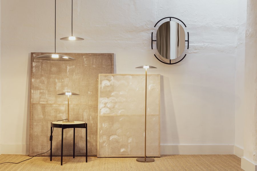 ZUIVER Float bordlampe - glass og gulljern