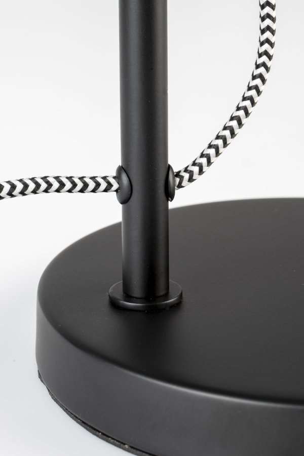 WHITE LABEL LIVING Landon bordlampe - svart jern