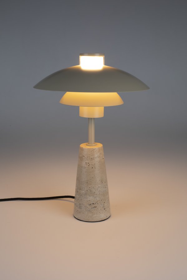 ZUIVER Cole bordlampe - beige metall og beige travertin