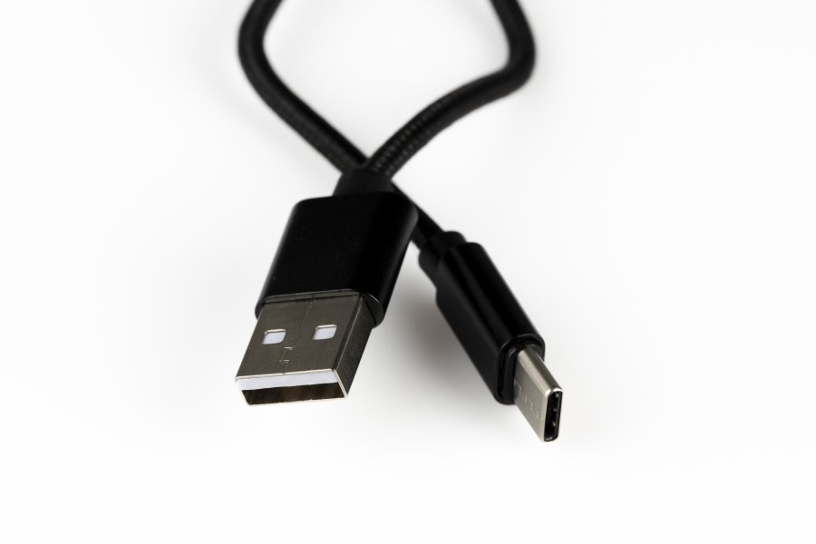 WHITE LABEL LIVING Hub bordlampe - polypropylen og bl