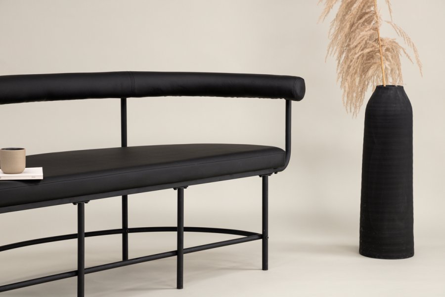 VINN KOLLEKSJON Stallhagen x Josefin Lustig benk, m. ryggsttte, halvmne - sort PU og sort stl