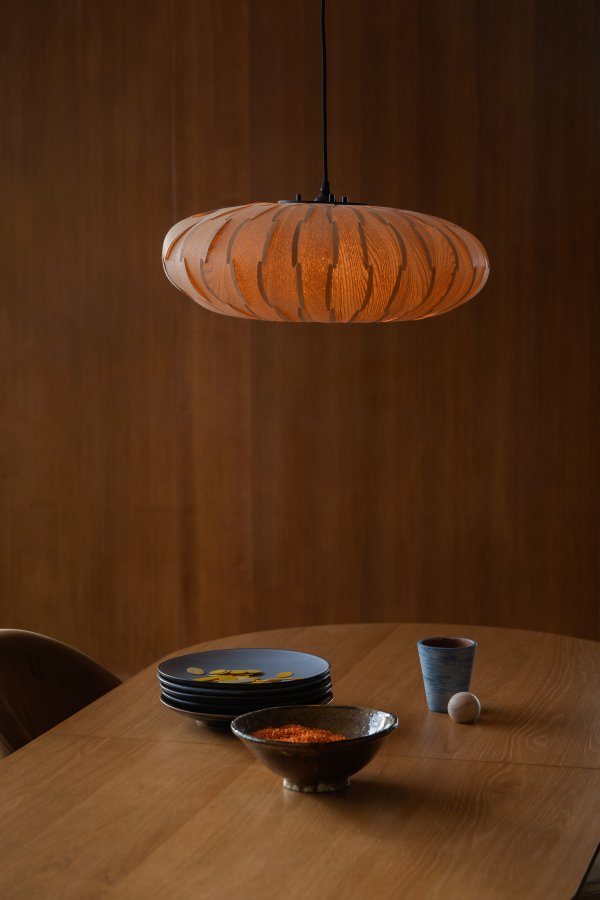 DUTCHBONE Bond Deckenleuchte, oval – Eschenfurnier natur (50)