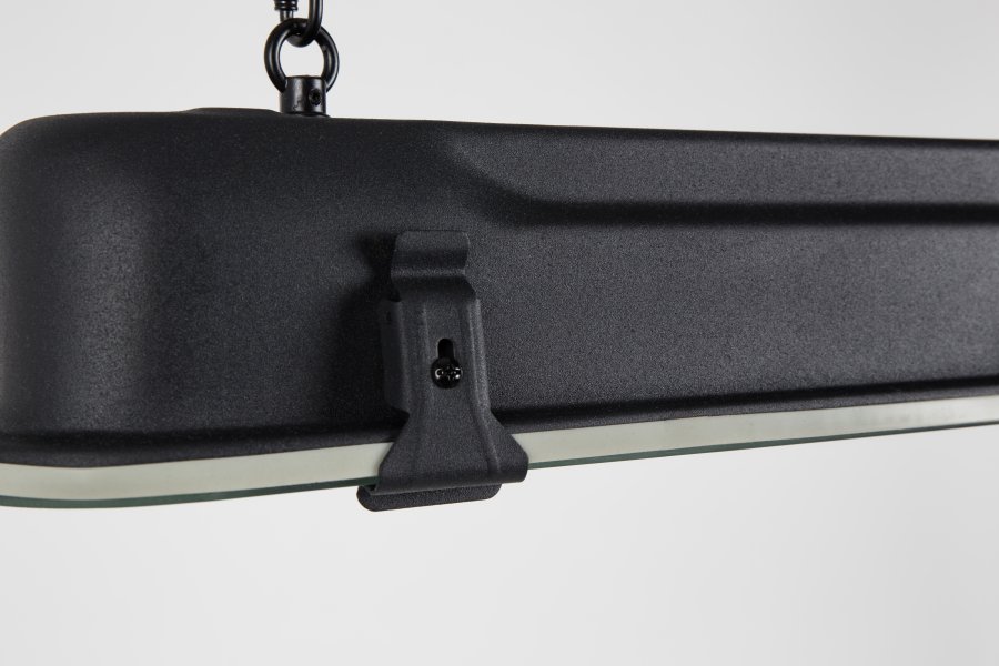 ZUIVER GTA taklampe XL - svart metall