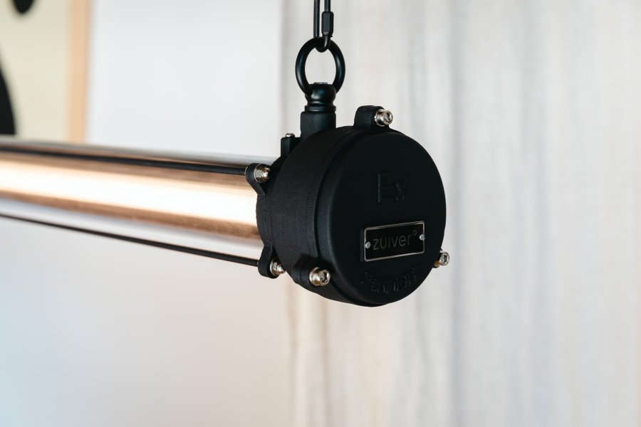 ZUIVER Prime taklampe XL - svart jern