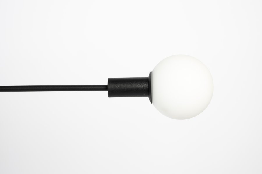 ZUIVER Sirius vegglampe - svart jern