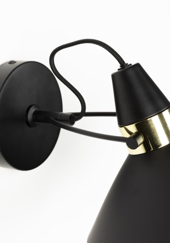 WHITE LABEL LIVING Jona vegglampe - svart jern