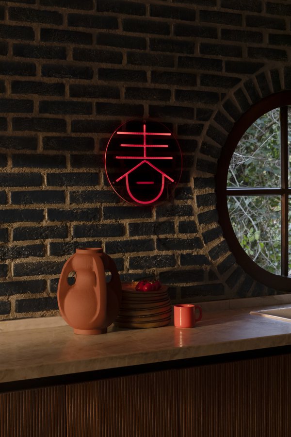 DUTCHBONE Neon Vegglampe Sya Spring