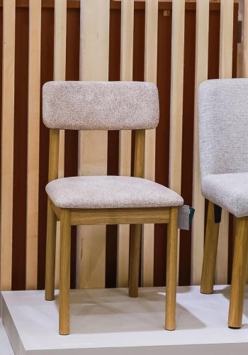 Canora spisebordsstol - sand boucl� polyester stof og natur egetr�