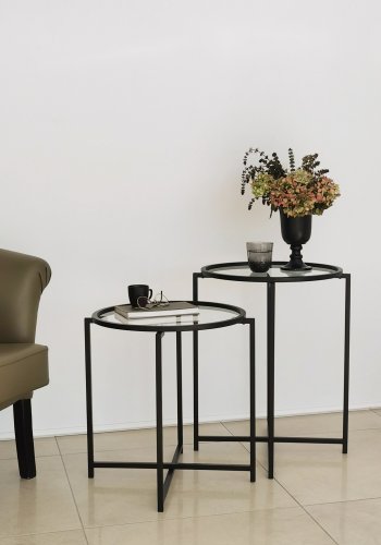 NORDVÄRK S412 Beistelltisch, rund – Klarglas und schwarzes Metall (2er-Set)
