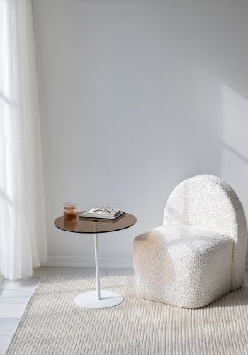 NORDVÄRK Chill Beistelltisch, rund – Bronzeglas und Weißmetall (50)