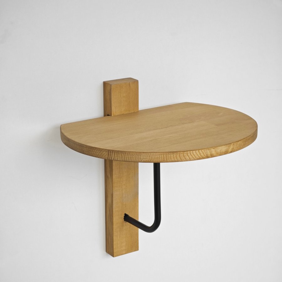 NORDVÄRK Reve vegghylle - naturlig eik og sort metall