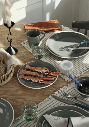 BROSTE COPENHAGEN Marstal bestikk - rustfritt stl og flerfarget plast (sett med 8)