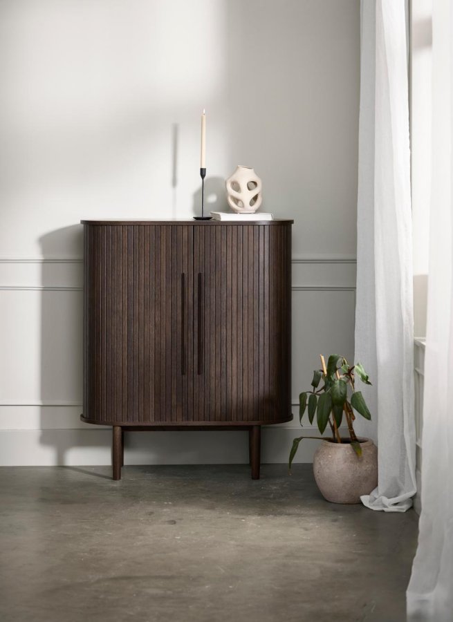 Meta skab, m. 2 skydel�ger og 2 hylder - m�rk expresso egetr�sfin�r og eg (H:118)