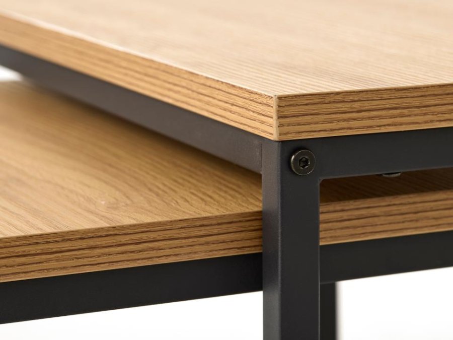 UNIQUE FURNITURE indskudsbord, kvadratisk - natur egemelamin og sort metal (s�t af 2)