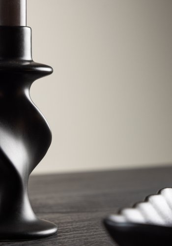 VENTURE DESIGN Glory lysestake - matt sort steinty (D6xH12)