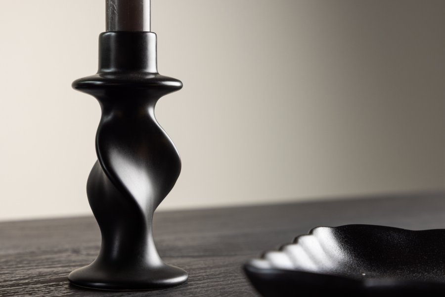 VENTURE DESIGN Glory lysestake - matt sort steinty (D6xH12)