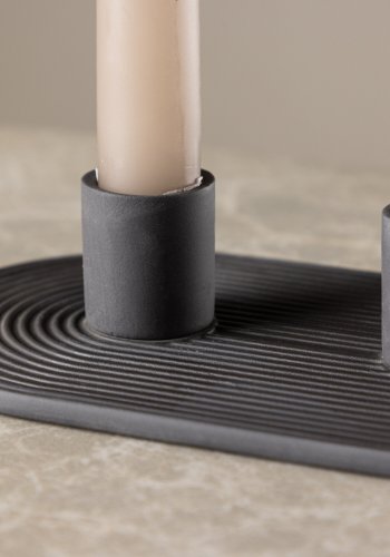 VENTURE DESIGN Dian Kerzenständer, oval – schwarzer Ton (4 x 24 x 10,5)