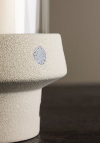 VENTURE DESIGN Davida Kerzenständer, rund – klares Glas und weiß/schwarz gepunktetes Steingut (15xH29)