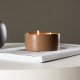 VENTURE DESIGN Douglas Duftkerze, rund – 25 % Sojawachs, 25 % Paraffin, braune Keramik (D13 x H6)