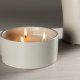 VENTURE DESIGN Douglas Duftkerze, rund – 25 % Sojawachs, 25 % Paraffin, hellgraue Keramik (D13 x H6)