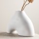 VENTURE DESIGN Kento vase - hvitt steinty (21x8x15H)