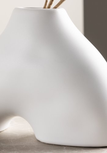 VENTURE DESIGN Kento vase - hvitt steinty (21x8x15H)