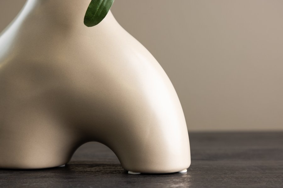 VENTURE DESIGN Kento vase - beige steinty (21x8x15H)