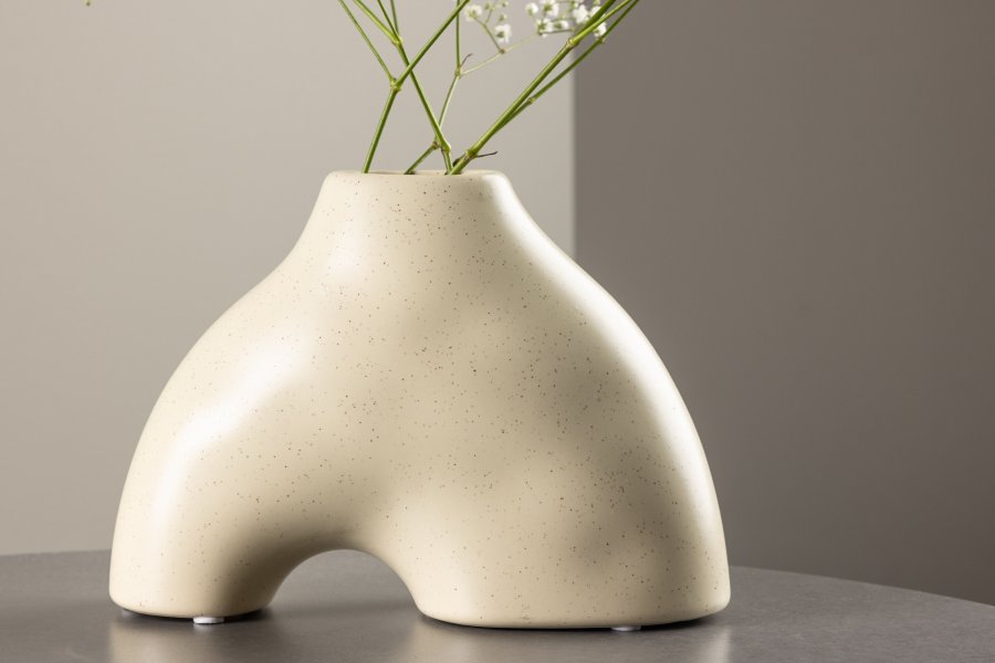 VENTURE DESIGN Kento vase - beige/svarte prikker steinty (21x8x15H)