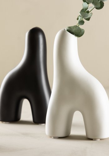 VENTURE DESIGN Aya vase - hvitt steinty (9x4x16H)