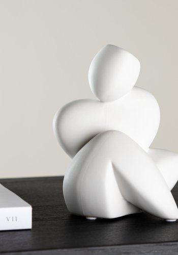 VENTURE DESIGN Floda-Skulptur – weißes Steingut (11 x 9 x 14 H)