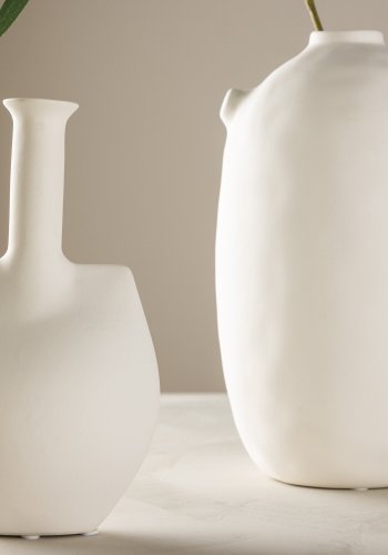 VENTURE DESIGN Madison vase - off white steinty (14x8x22H)