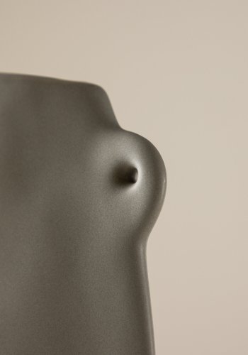 VENTURE DESIGN Vase, m. 2 hndtak - mrkegr steinty (14x5x21H)