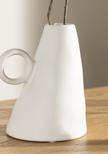 VENTURE DESIGN Ovy vase, m. 1 hndtak - hvitt steinty (14x13x17H)