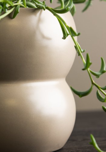 VENTURE DESIGN Dapne Topf, rund – mattbeiges Steingut (16x16x13)