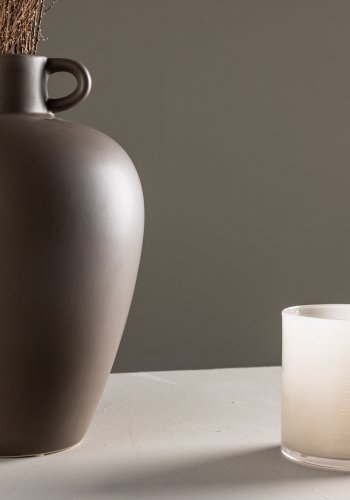 VENTURE DESIGN Cent vase, m. 1 hndtak - brunt steinty (24x24x33)