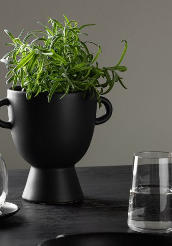 VENTURE DESIGN Cent Pot, mit 2 Griffen – mattschwarzes Steingut (20x14x18)