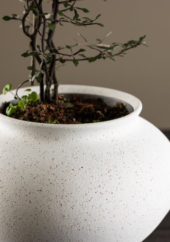 VENTURE DESIGN Rellis vase, rund - hvite/svarte prikker keramikk (D11xH18xB18)