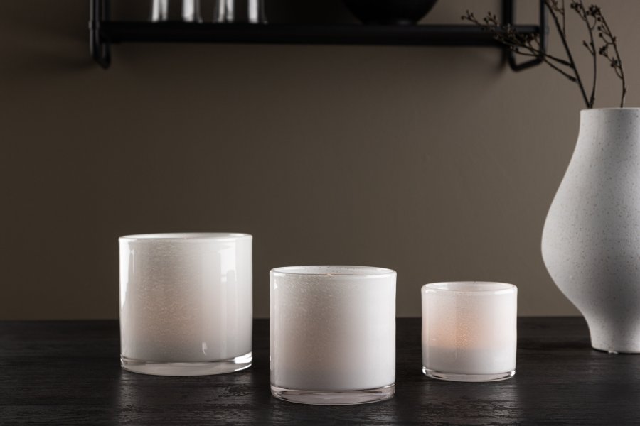 VENTURE DESIGN Glora Kerzenständer, rund – weißes Glas (10x10H)