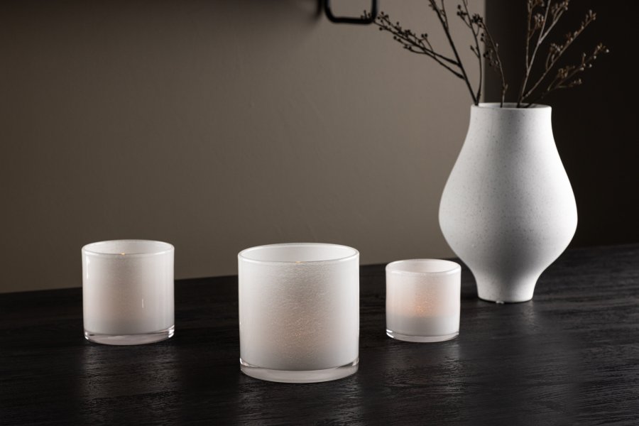 VENTURE DESIGN Glora Kerzenständer, rund – weißes Glas (12x12H)