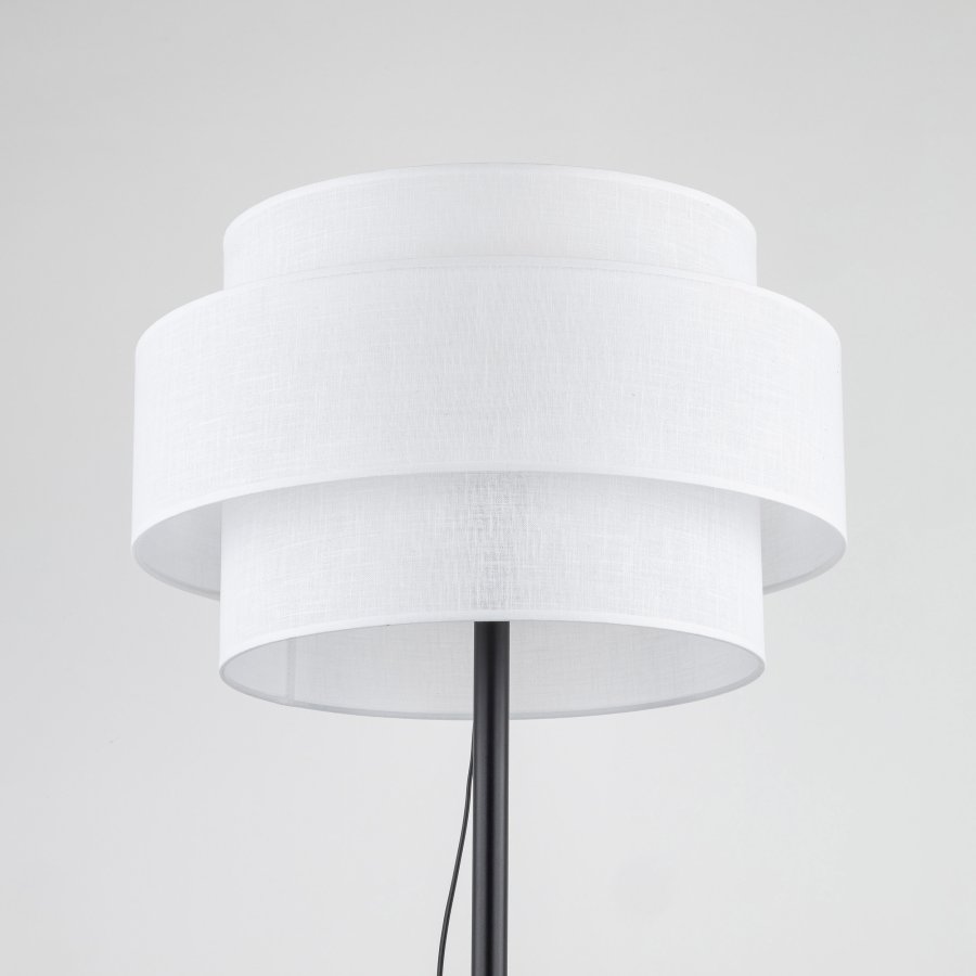 TK Calisto gulvlampe - hvid stof og sort metal