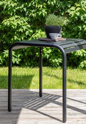 VENTURE DESIGN Borneo utendrs salongbord, firkantet - svart aluminium (70x70)