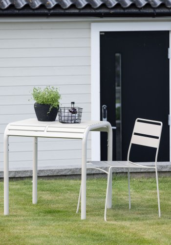 VENTURE DESIGN Borneo utendrs salongbord, firkantet - beige aluminium (70x70)