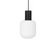 BROSTE COPENHAGEN Lolly taklampe - hvitt opalt glass og sort aluminium