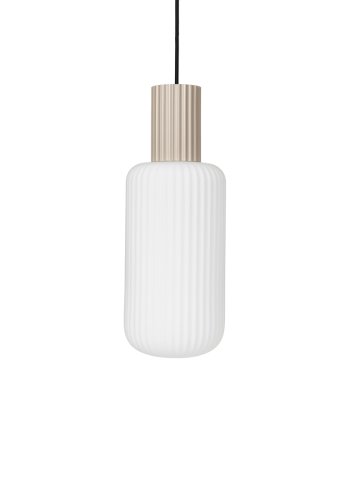 BROSTE COPENHAGEN Lolly taklampe - hvitt opalt glass og sandaluminium